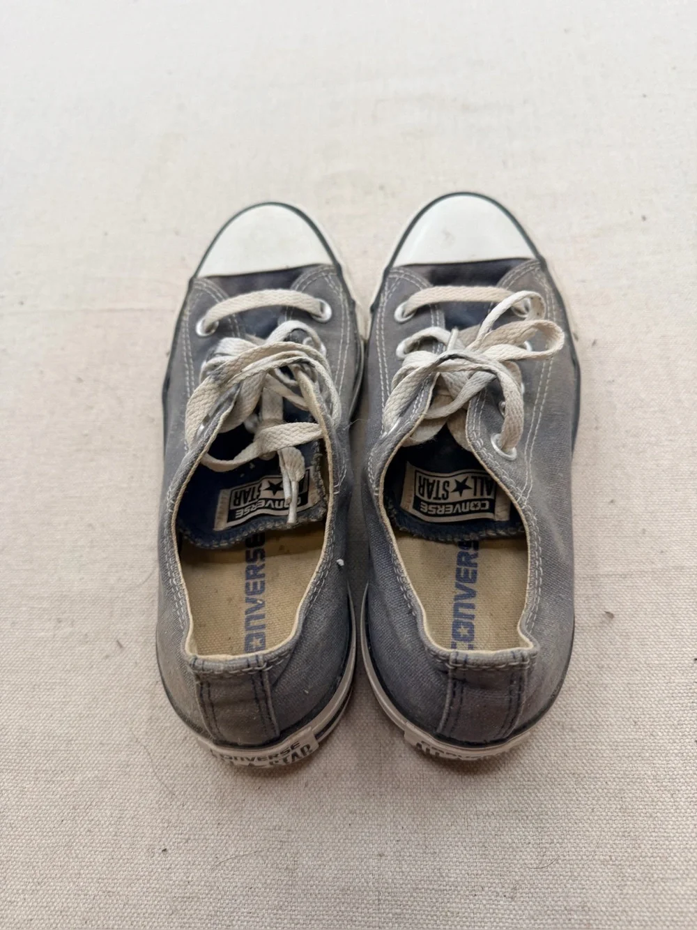 Converse  Low Top Sneakers in Gray and White